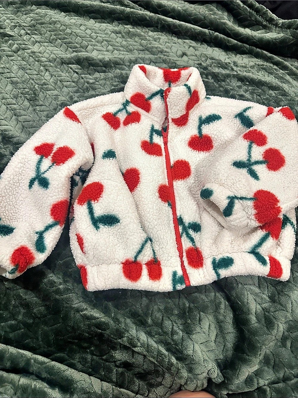 Old Navy Oversized Sherpa Zip Jacket for Girls Cherry Print Jacket Girls XS (5)
